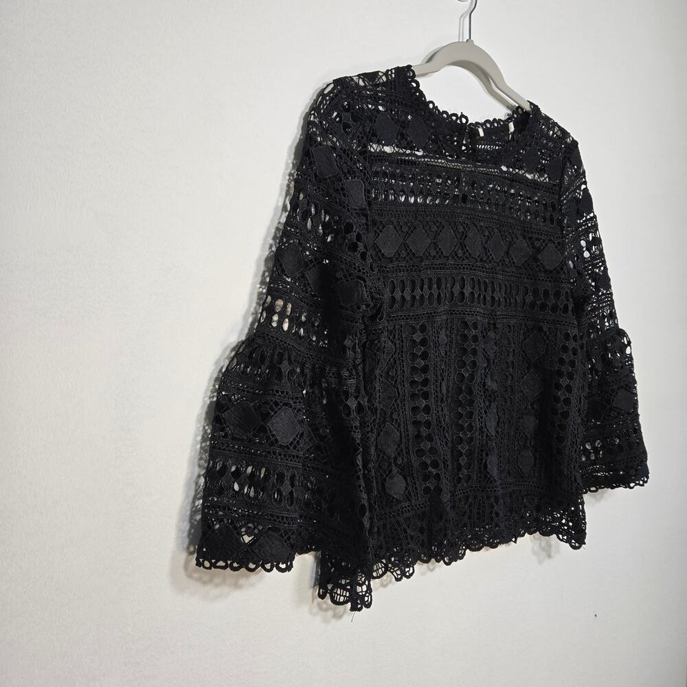 Ellison Crochet Overlay Black Blouse With Bell Sleeves. Size Medium - Picture 4 of 9